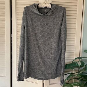 Layer 8 Women’s Heather Gray Qwick-Dry Hooded Top